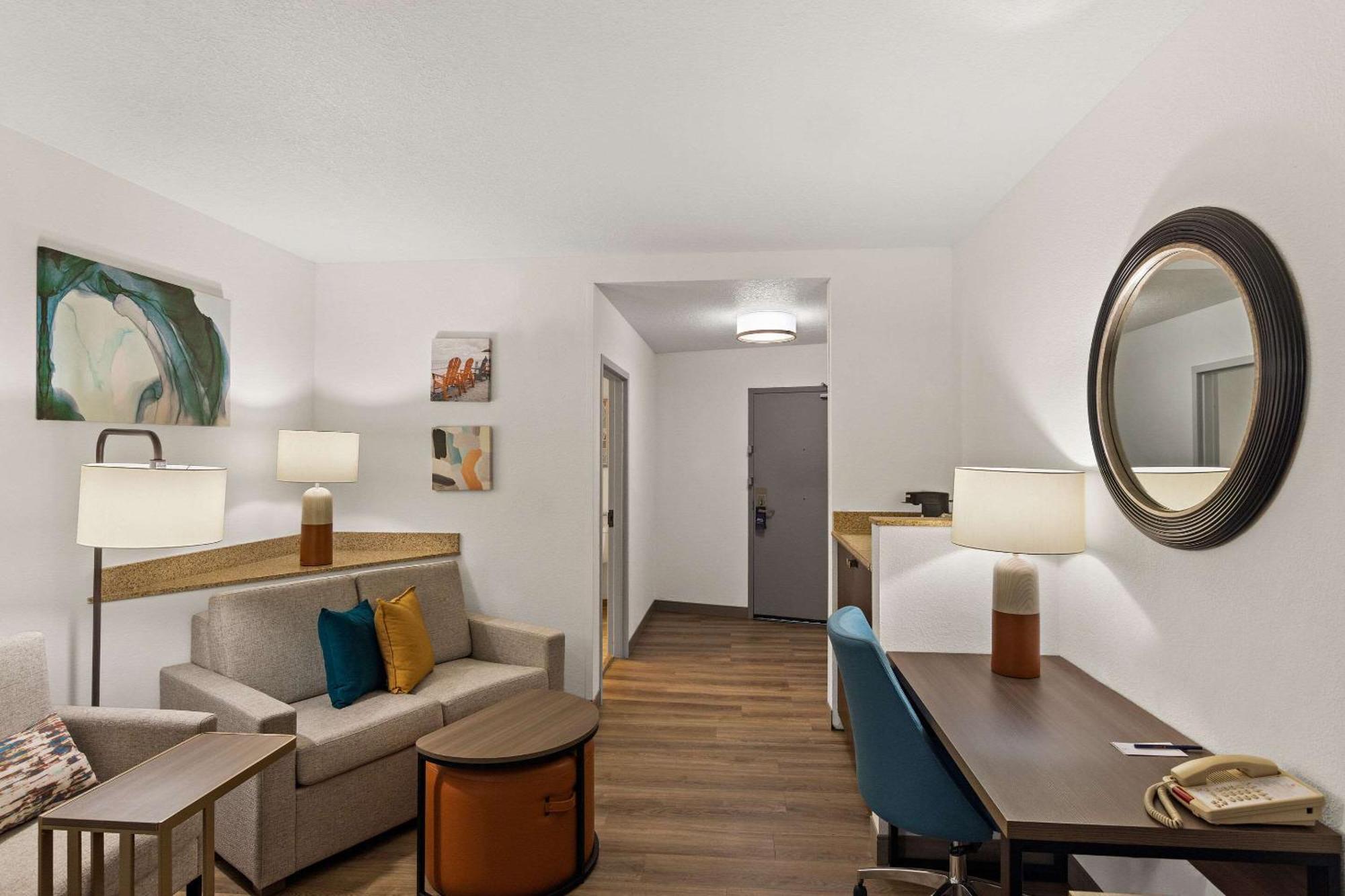 Comfort Suites Vero Beach I-95 Eksteriør billede