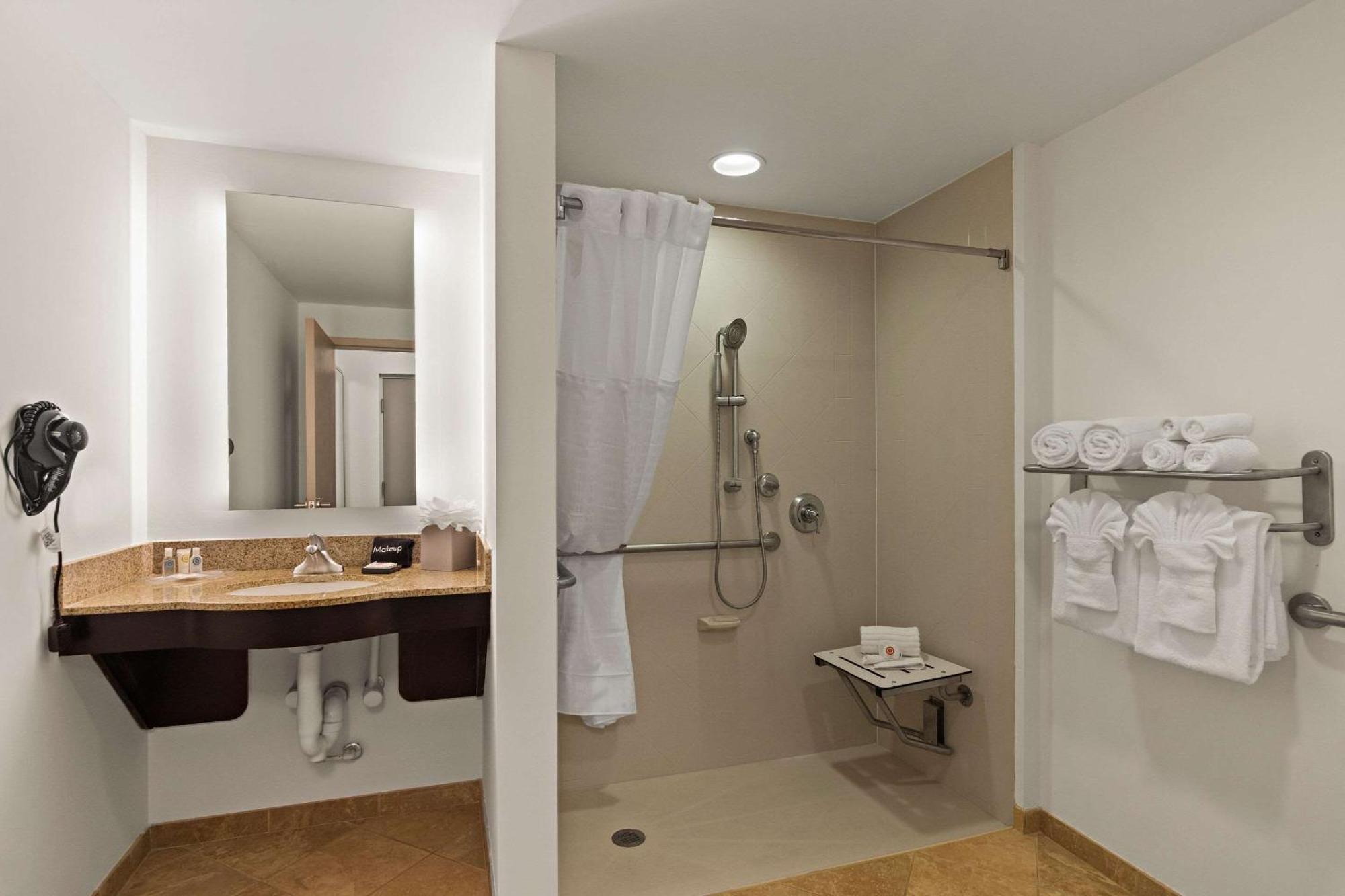 Comfort Suites Vero Beach I-95 Eksteriør billede