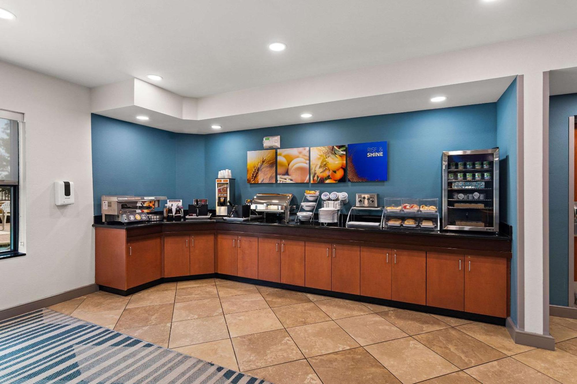 Comfort Suites Vero Beach I-95 Eksteriør billede