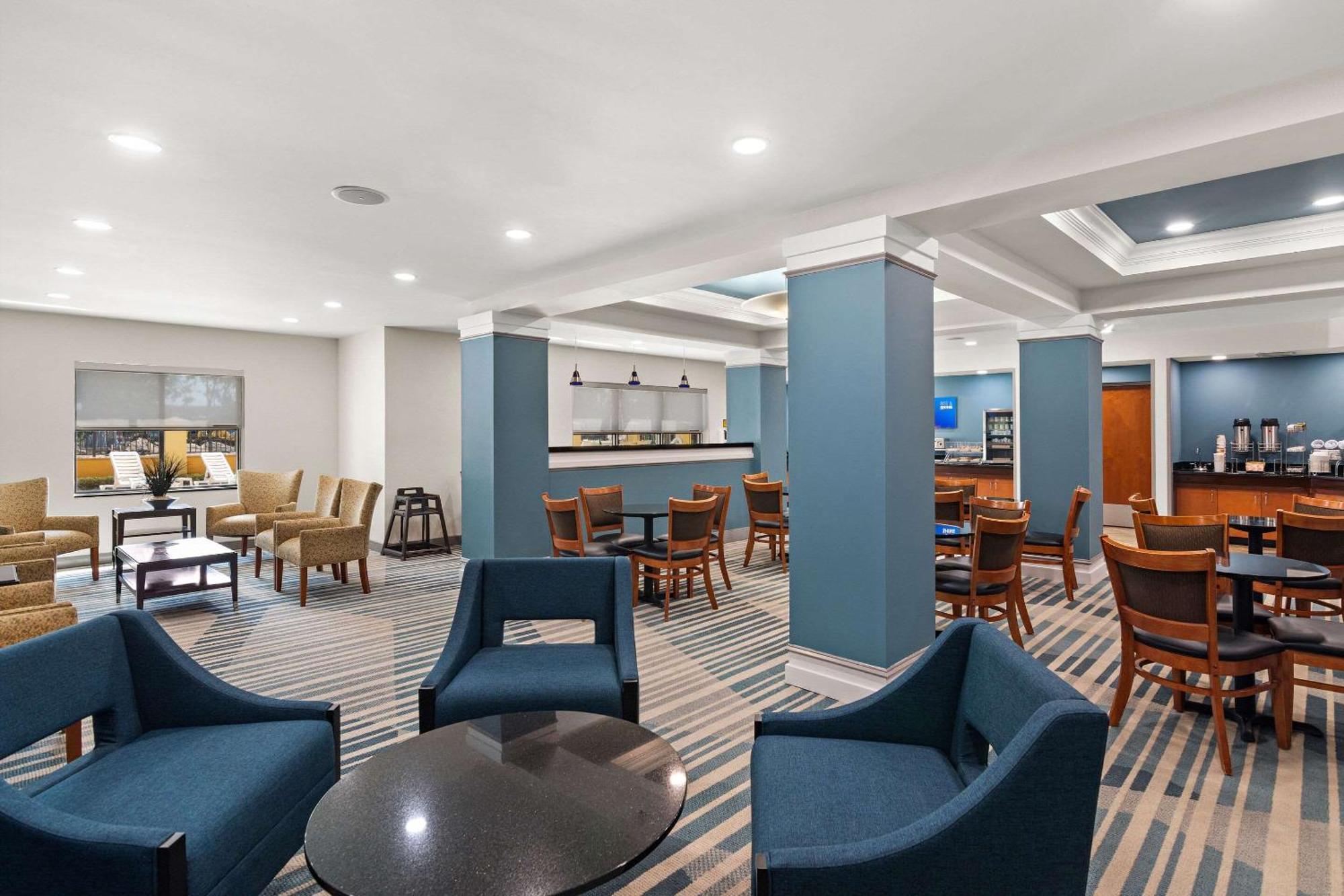 Comfort Suites Vero Beach I-95 Eksteriør billede