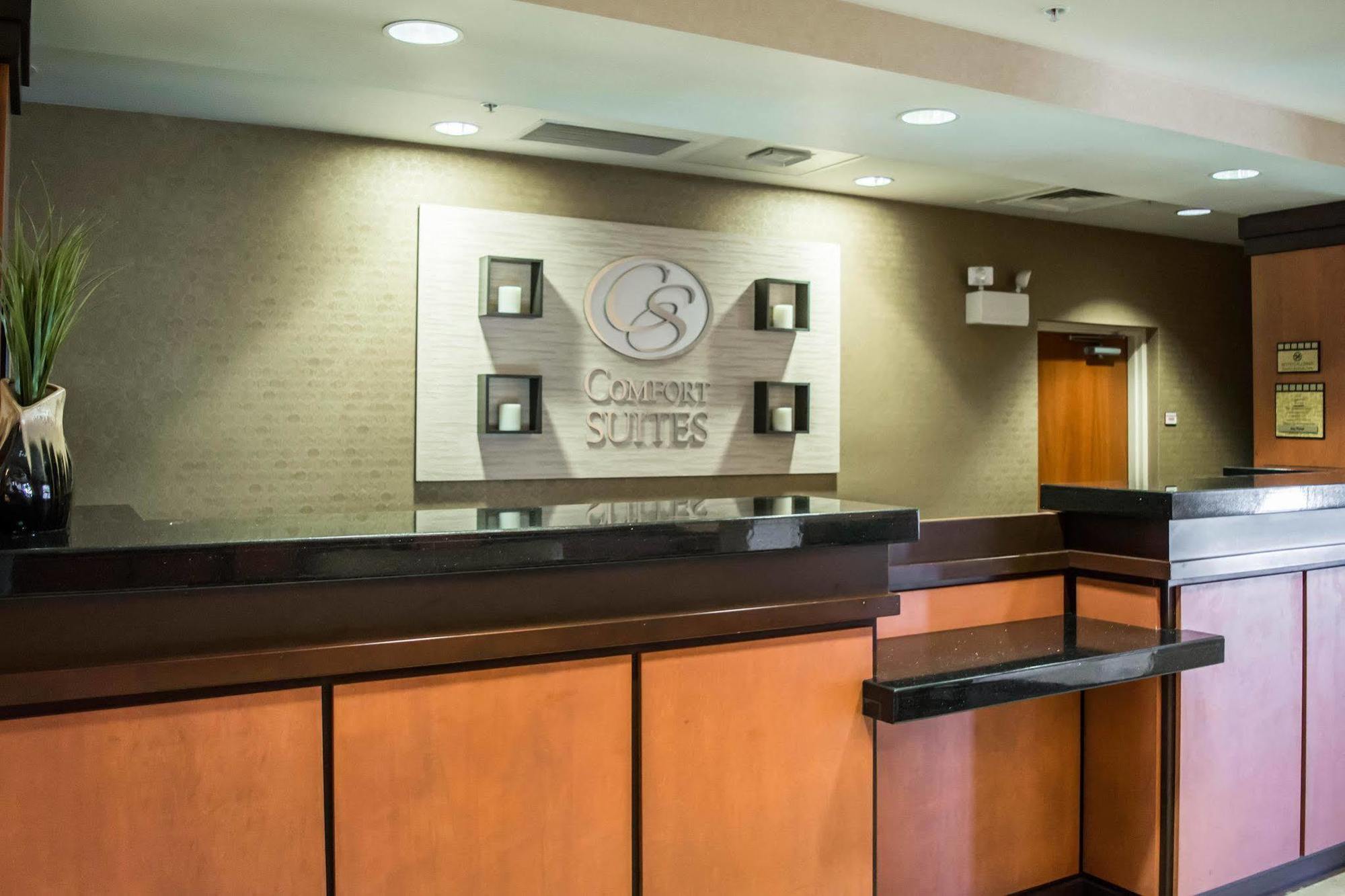 Comfort Suites Vero Beach I-95 Eksteriør billede